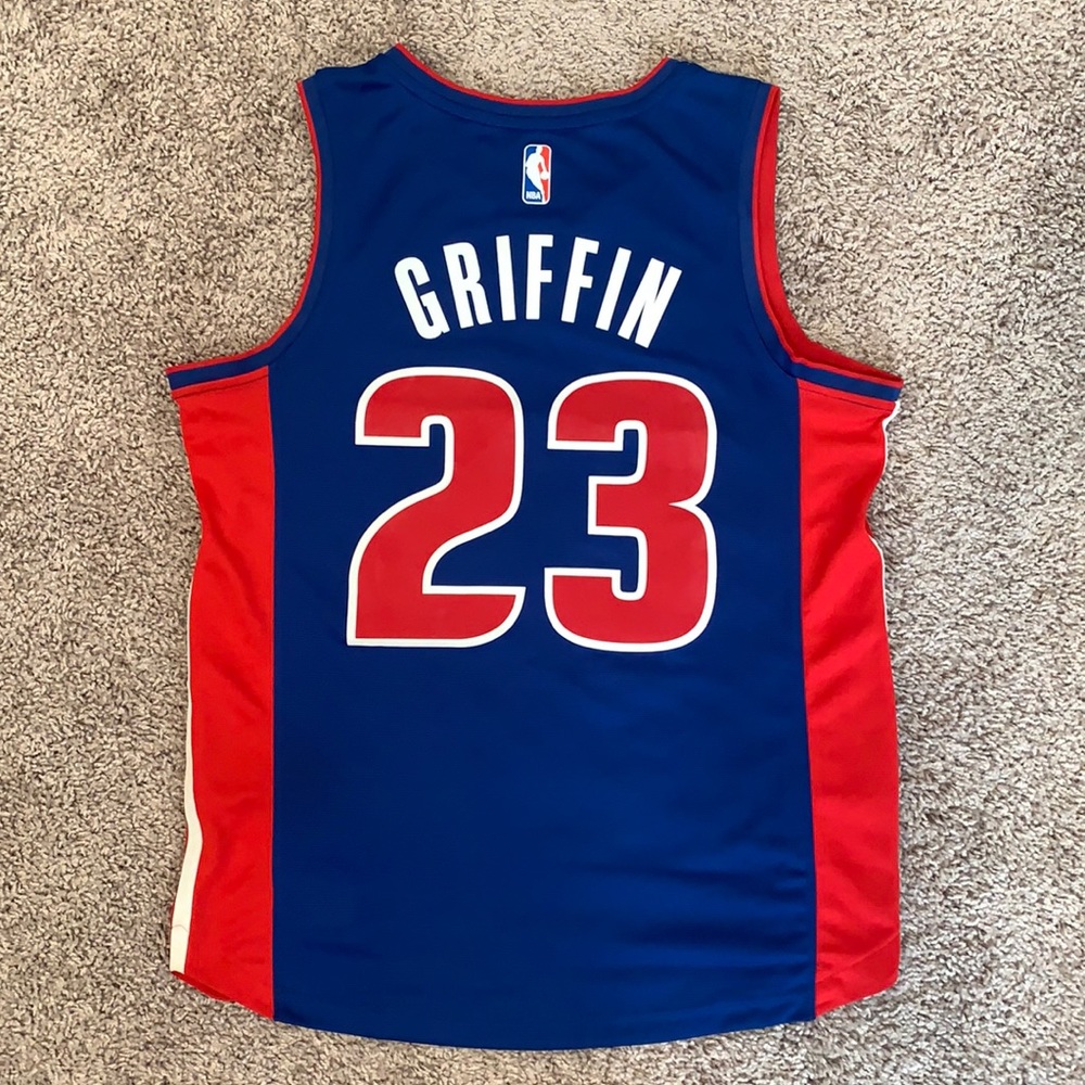 Blake Griffin Jersey (Detroit Pistons)
